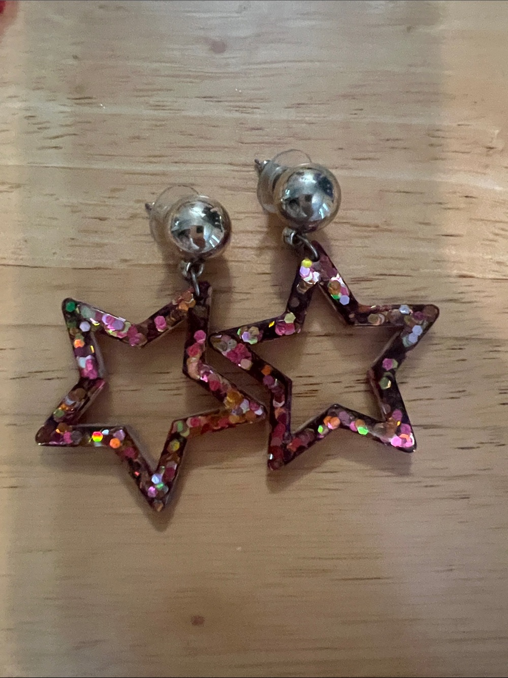 Holographic Star Dangle Earrings — Multicolor Glitter